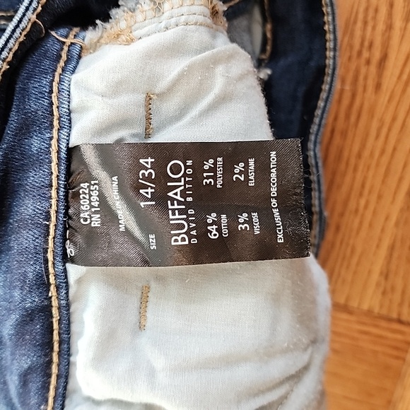 Buffalo Distressed Jeans - Picture 3 of 6